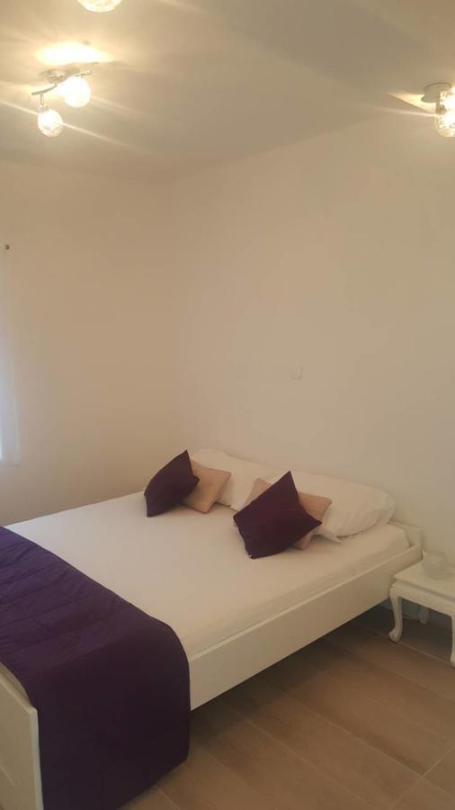 Apartments Rotim Заострог Экстерьер фото